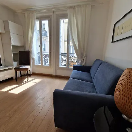 A Deux Pas De L'arc De Triomphe Equipe Apartment *