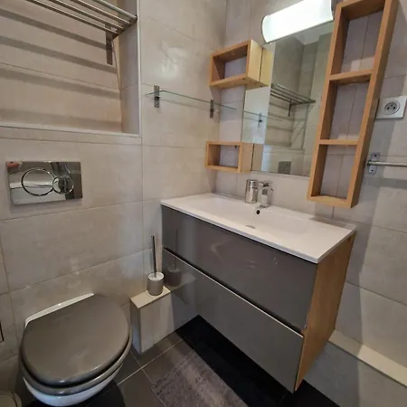 Apartment A Deux Pas De L'arc De Triomphe Equipe *