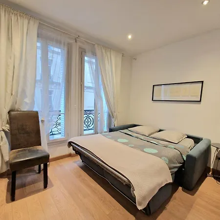 A Deux Pas De L'arc De Triomphe Equipe Apartment *